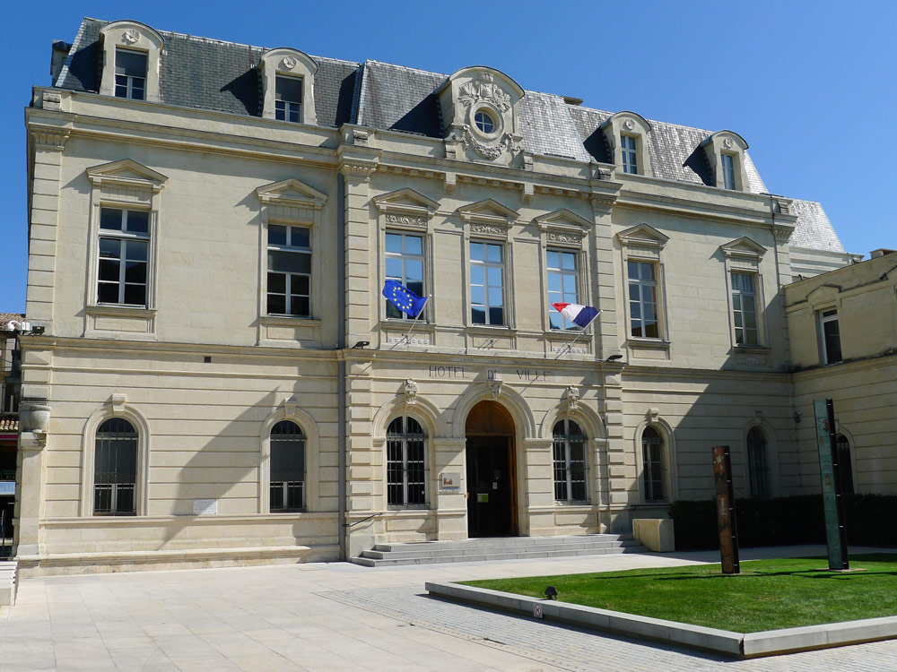 Nougat de Montélimar, mairie de Montélimar dans la Drôme.